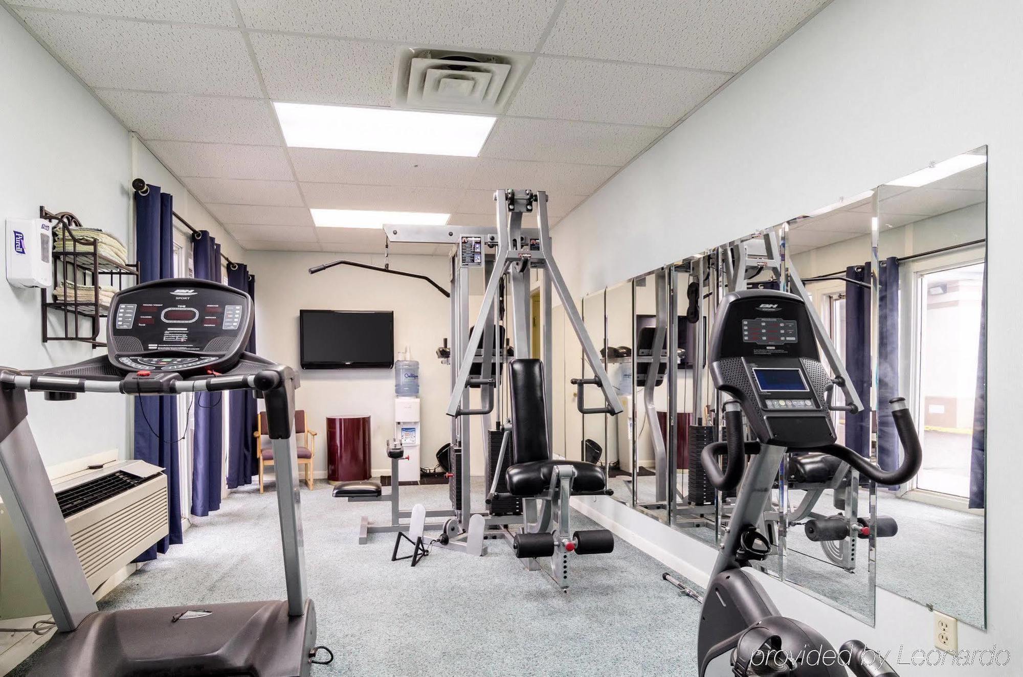 Colby Inn And Suites 외부 사진